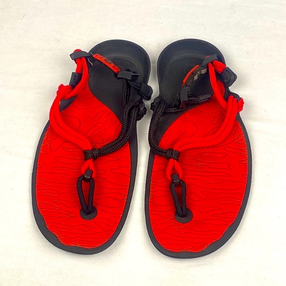 Xeroshoes Black/Red Barefoot Sandals Womens 8 Mens 7